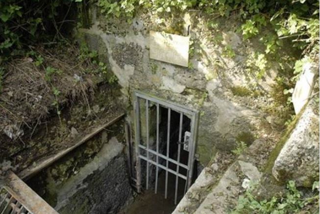 Stolleneingang Almkanal Der Stolleneingang beim Almkanal